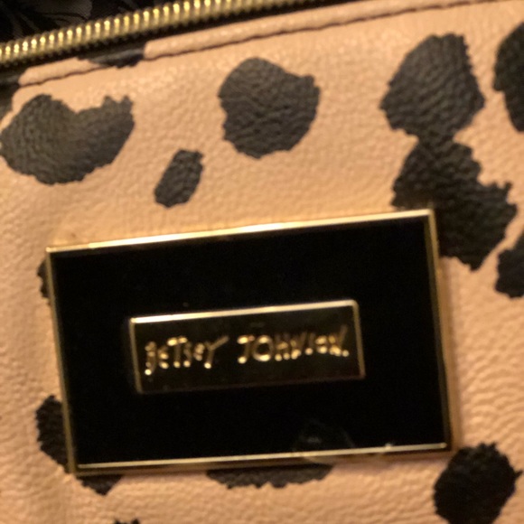 Purse - Picture 4 of 7